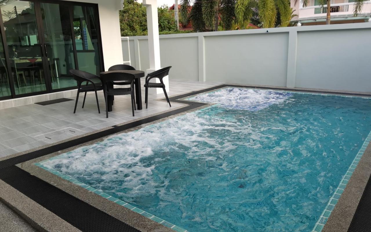 Seaside Serenity: Adults-Only Villa with Private Pool Jomtien Beach Exterior photo