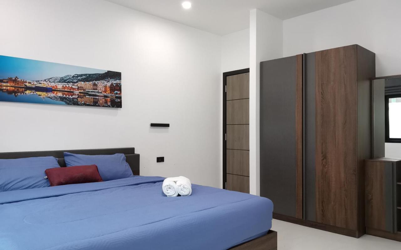 Seaside Serenity: Adults-Only Villa with Private Pool Jomtien Beach Exterior photo